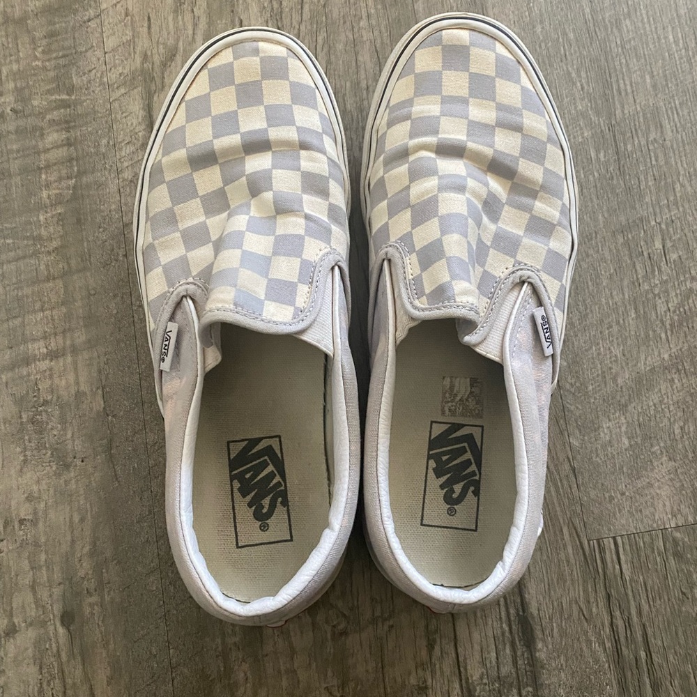 GREY CHECKERED VANS